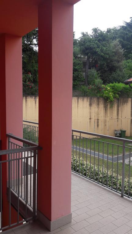 דירות קסטלנואובו דל גארדה Casa Lavoro Vancanza מראה חיצוני תמונה