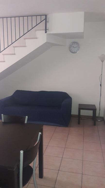 דירות קסטלנואובו דל גארדה Casa Lavoro Vancanza מראה חיצוני תמונה